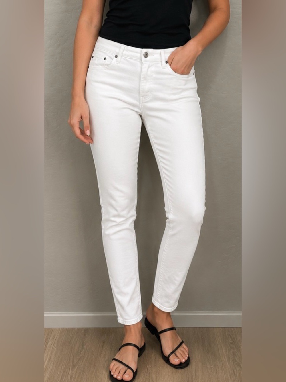 AG Adriano Goldschmidt Vintage White Jeans Prima Mid-Rise Cigarette Slim Skinny